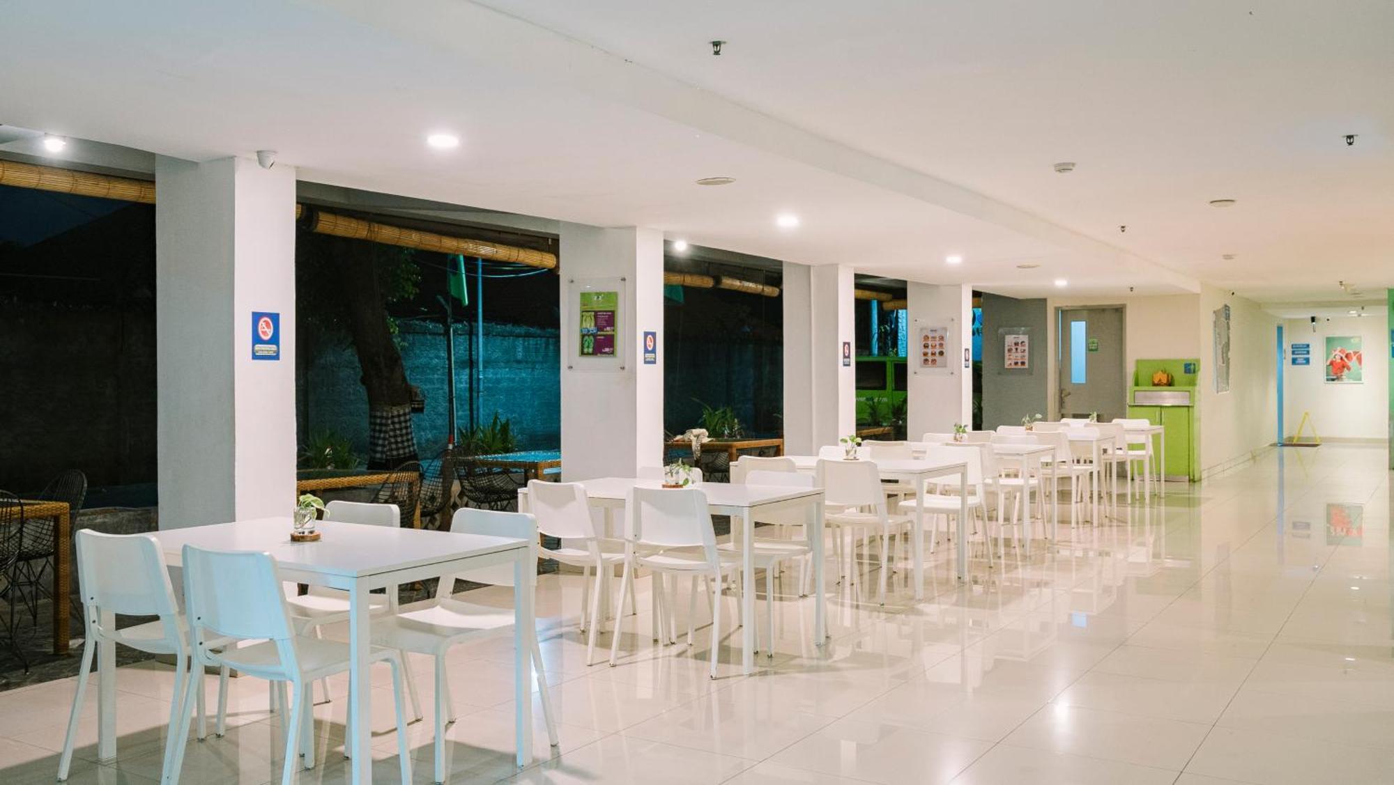 Pop! Hotel Kuta Beach Exteriér fotografie